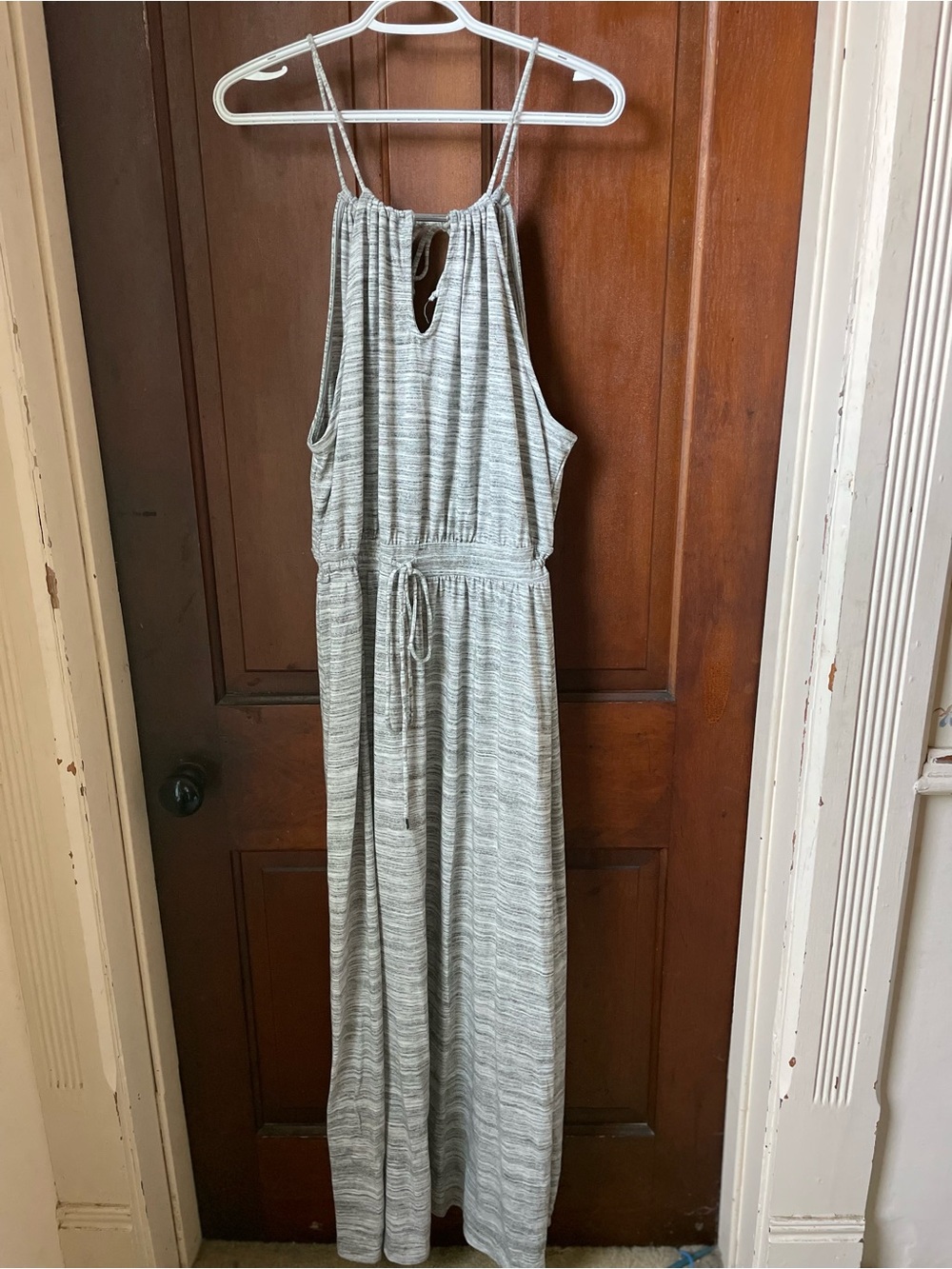 Banana Republic women's large sleeveless gray maxi dress